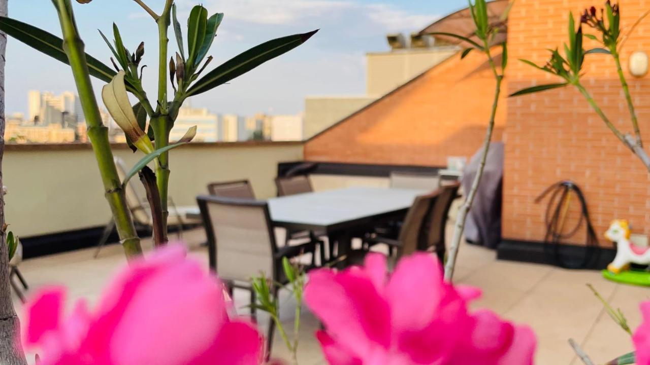 Bologna Holiday Inn Exterior foto