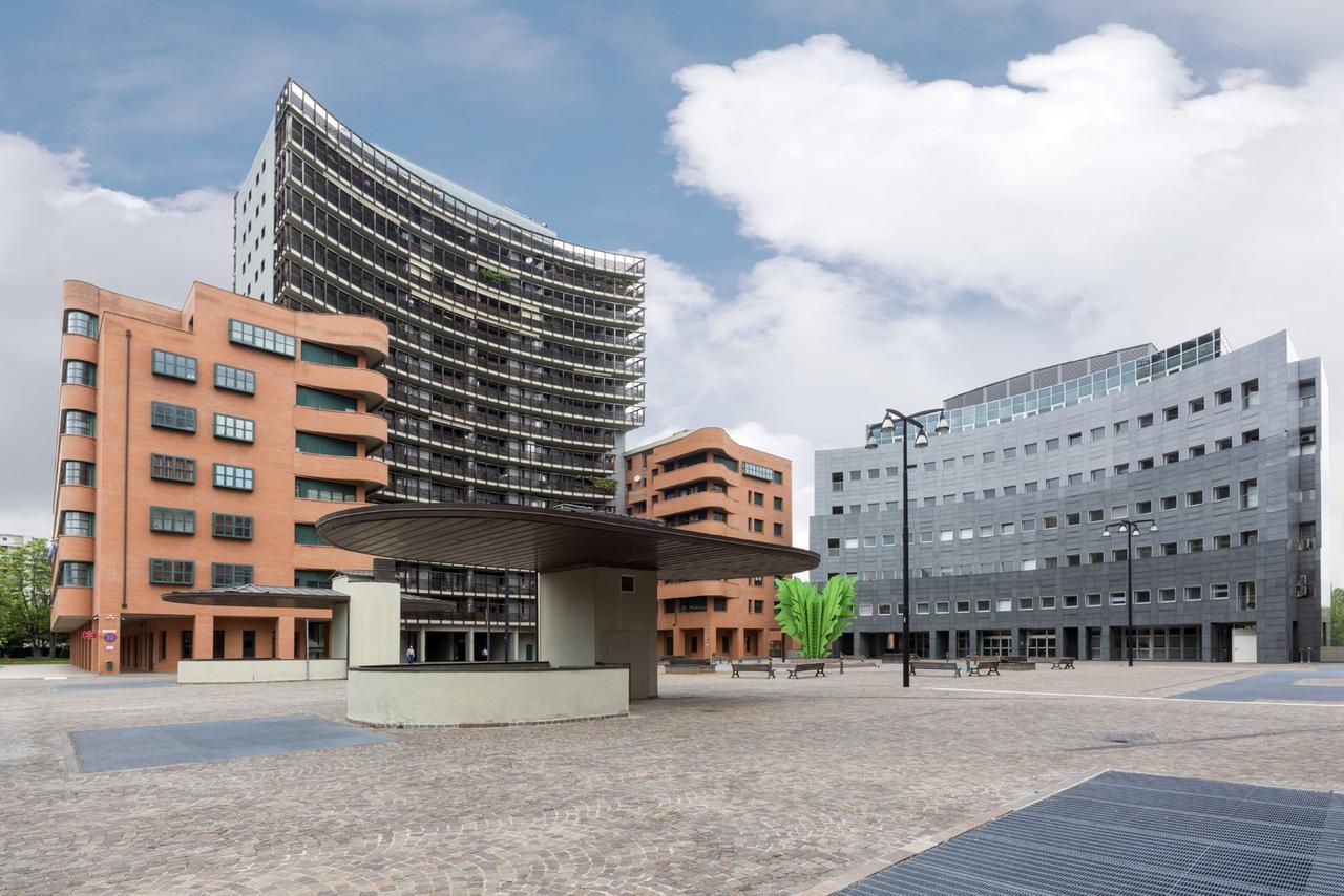 Bologna Holiday Inn Exterior foto